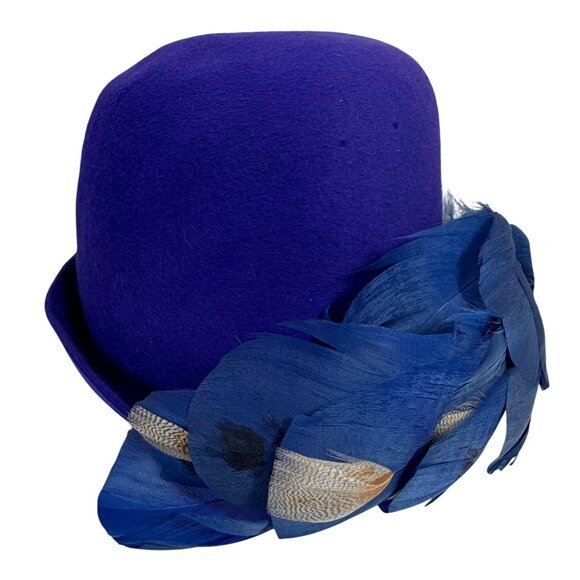 Vintage FLEUR de LIS Cobalt/Purple Felt Cloche Fascinator Hat Blue Feather Italy - Picture 1 of 11